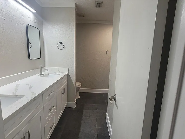 22131 Pearl Lake Dr — Photo 16