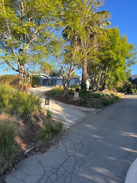 347 Morgan Pl — Photo 2
