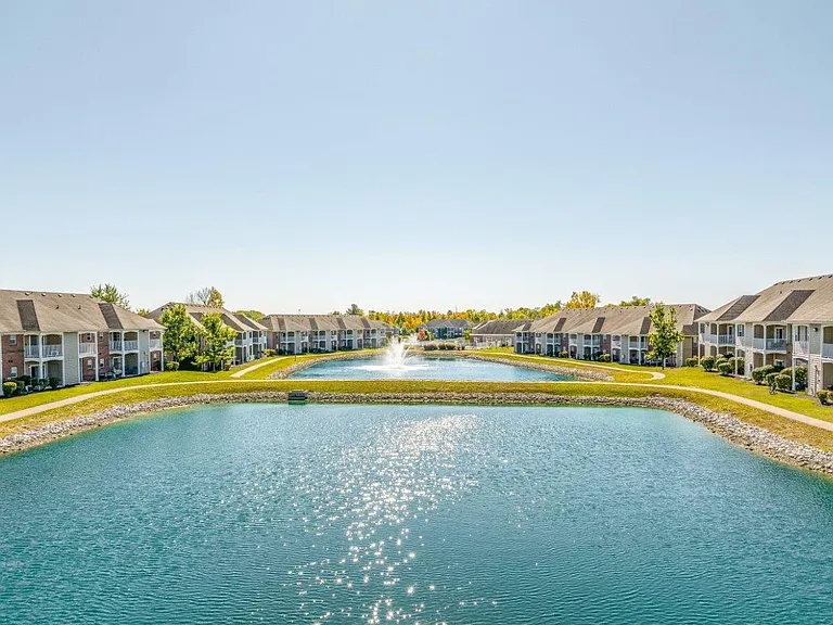The Lakes of Beavercreek Apartment Homes — Photo 27