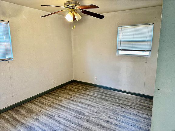 5th image of 811 Saint Thomas Ln