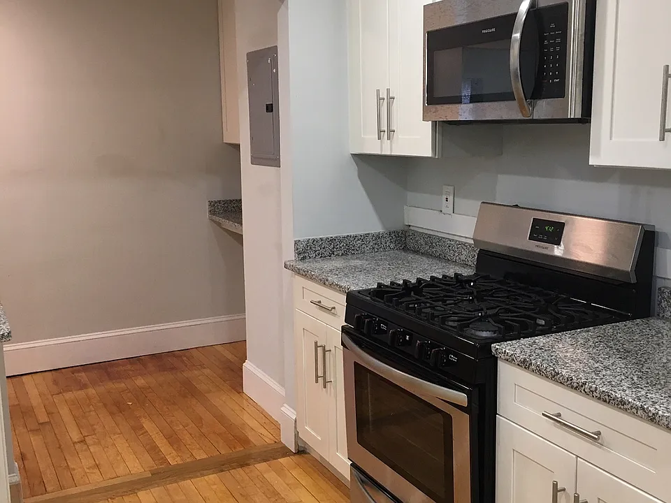 51 Seaverns Ave #6
