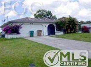 904 SE 5th Pl, Cape Coral, FL 33990