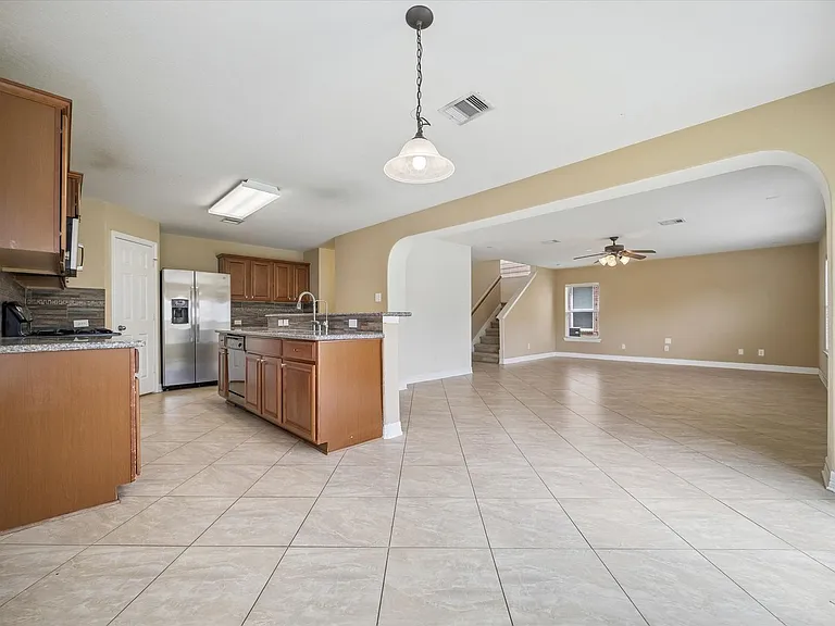 10108 Hidden Creek Falls Ln — Photo 8