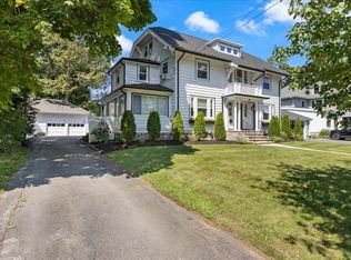 14 Stratford Rd, Melrose, MA 02176