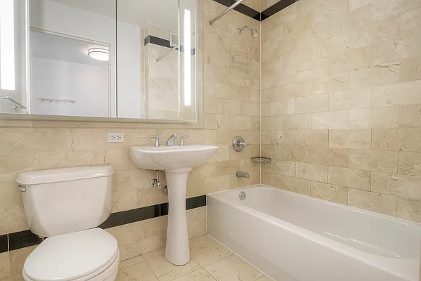 Rented by Oxford Property Group | media 15