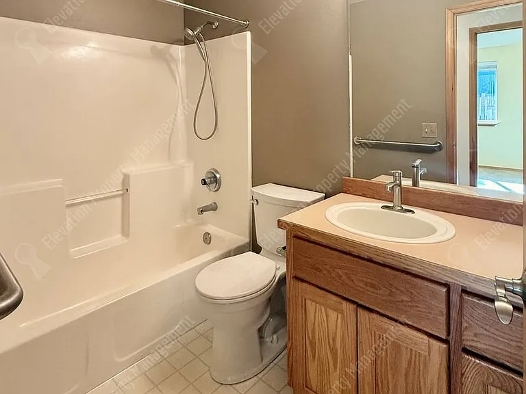 3092 NE Tahoe Ct — Photo 21