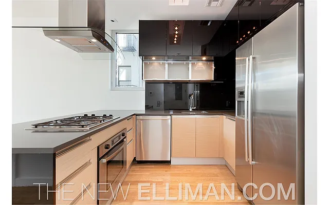 Sold by Douglas Elliman | media 15