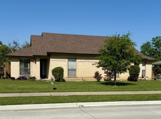1116 Winscott Rd, Benbrook, TX 76126
