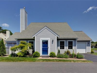406 Corey Ln, Middletown, RI, 02842