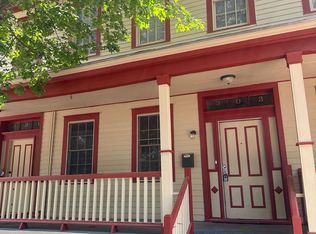 303 W Waldburg St, Savannah, GA 31401