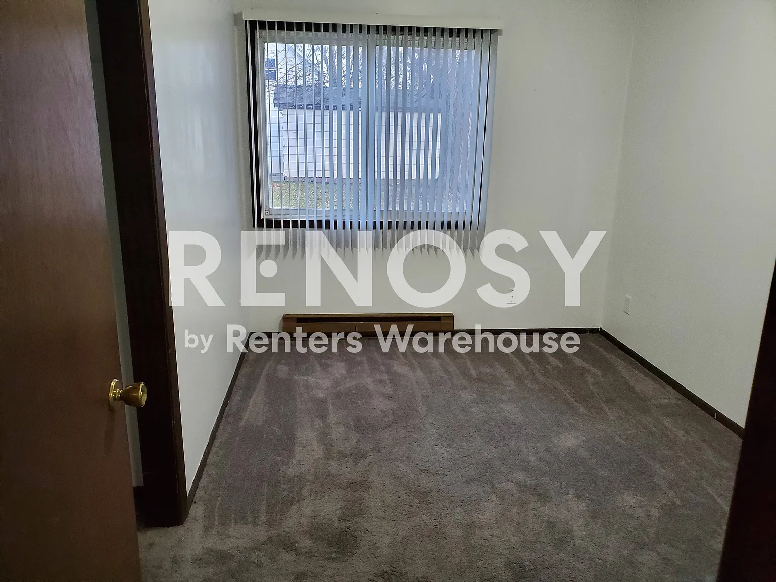 Available October 1st 2 Brdm 1 Bath Apt In Wood Lake — Photo 3