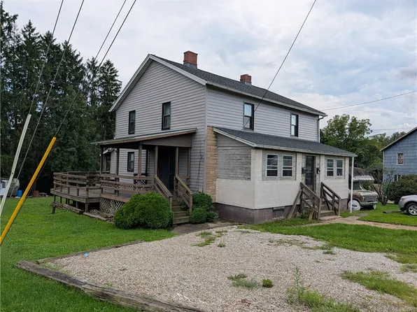 23 Jamison St, Uniontown, PA 15401