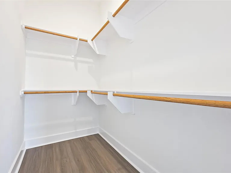 4602 Clay St #B — Photo 7