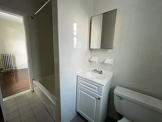 Rented by Oxford Property Group | media 7