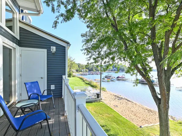 514 Bay View AVENUE #16, Twin Lakes, WI 53181