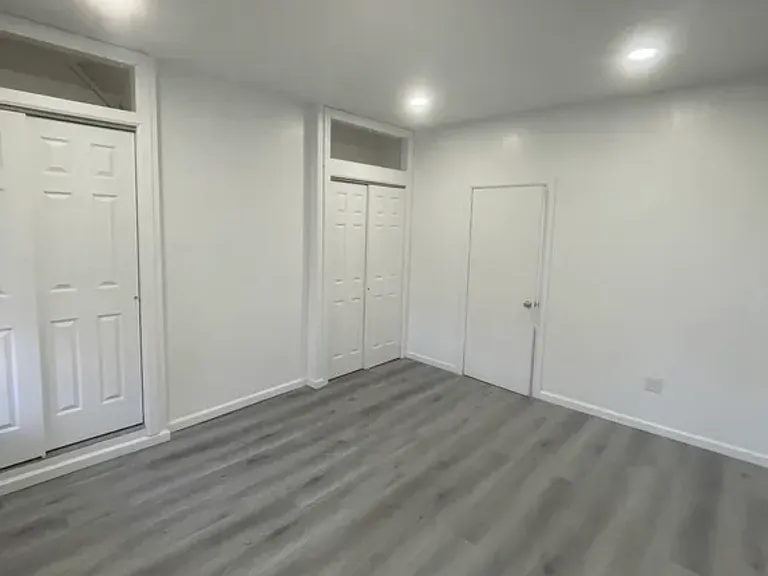 255 Ridgewood Ave #2 — Photo 4