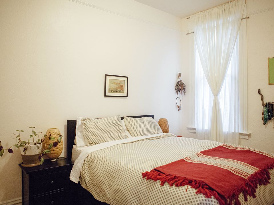 Master Bed room