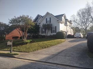 8111 Crestview Dr SE, Covington, GA 30014