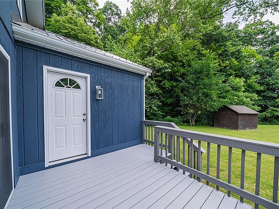5th image of 2862 Douglas Run Rd