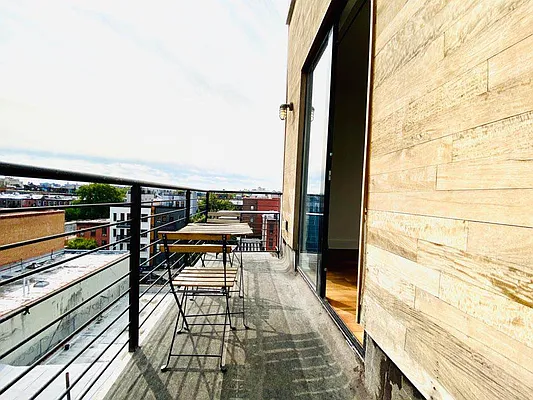 Rented by Blue Egg Realty Corp | media 23