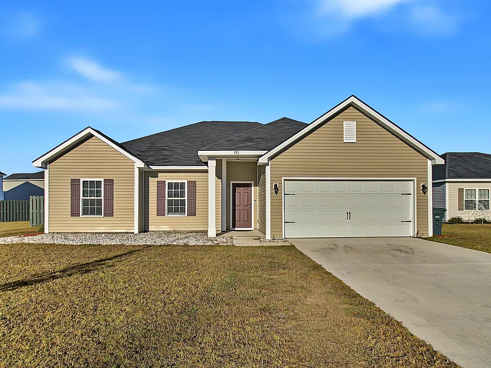 143 Renwick Loop
