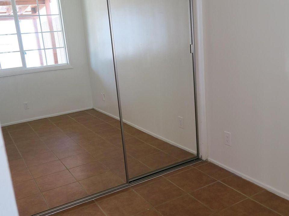 1st image of 1420 N Avenue 56