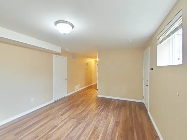 3917 57a Ave #Basement, Red Deer, AB T4N 4T1