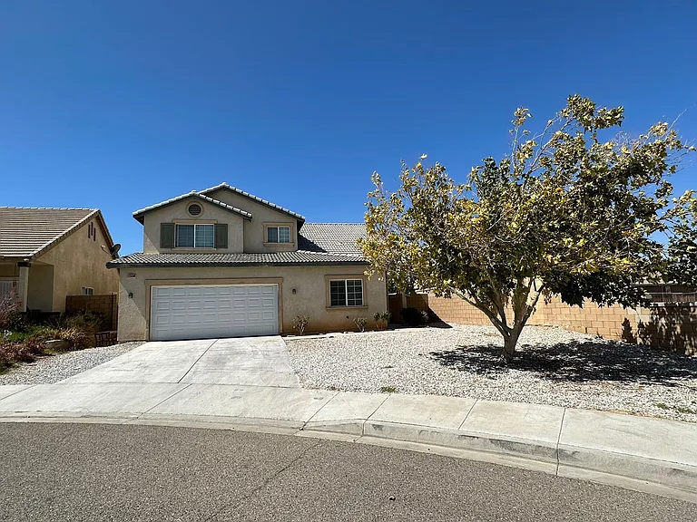 13694 Menlo Way — Photo 1