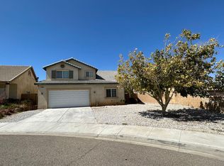 13694 Menlo Way, Victorville, CA 92392
