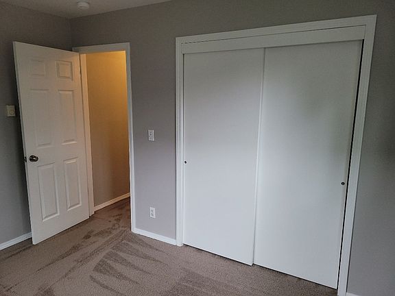 4th image of 514 61st St SE #B