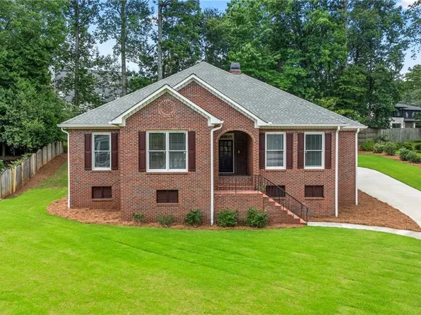 603 Fairway Ct, Marietta, GA 30068
