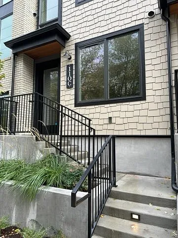 3 bed, 1760 sqft, $5,490 — Photo 2