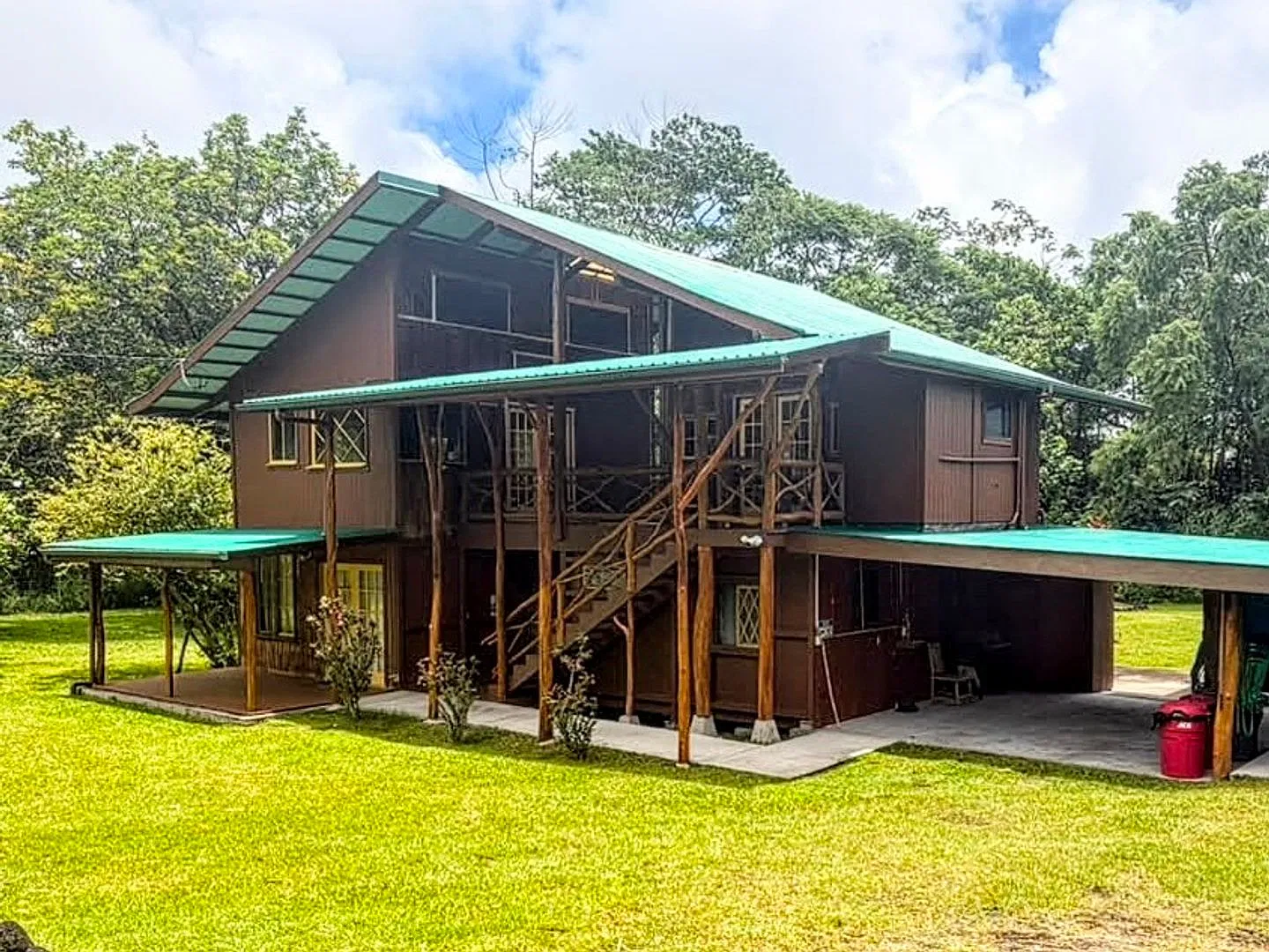 Furnished 3br Home On 2 Fenced Acres | Internet, Yard Care & More Included | Pets Negotiable — Photo 2