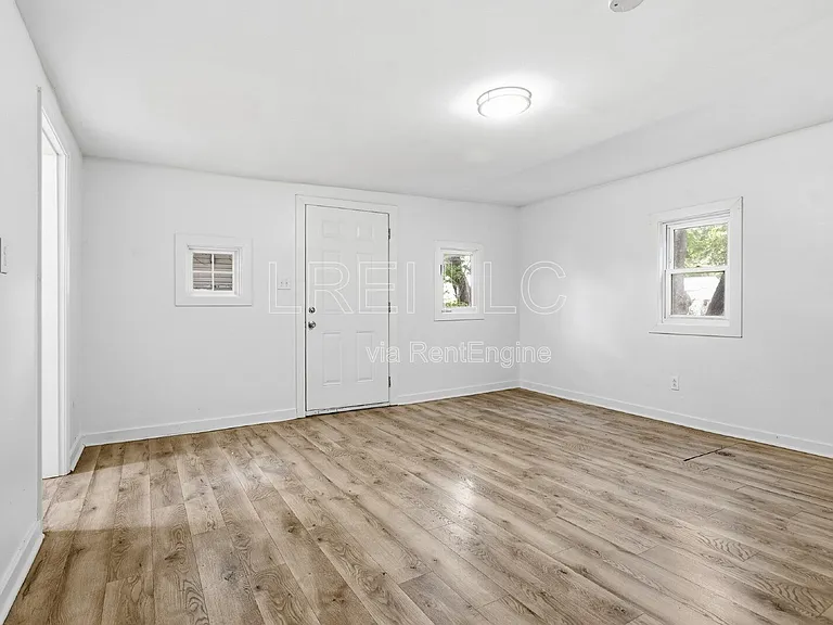 1743 W Hill St #2 — Photo 14