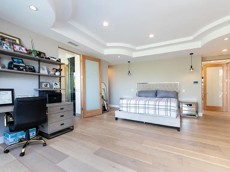 16341 Sloan Dr — Photo 34