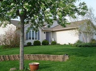 598 Woodberry St, Marshall, WI 53559