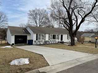 820 Fir St, Eudora, KS 66025