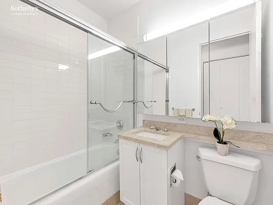 Rented by Sotheby's International Realty | media 8