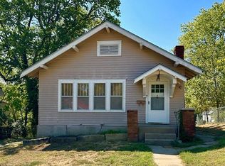813 S 5th St, Independence, KS 67301