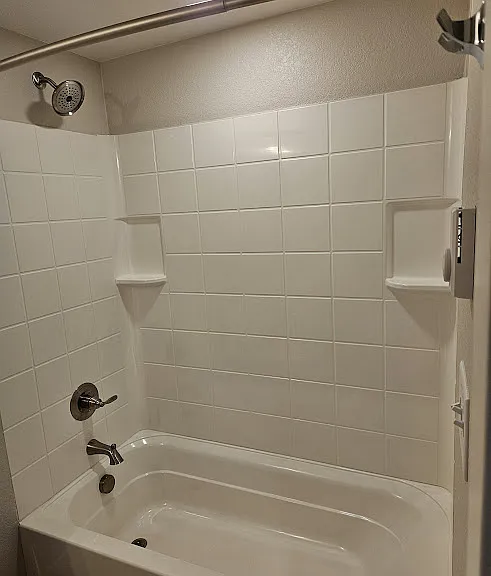 721 Collyer St #1 — Photo 10