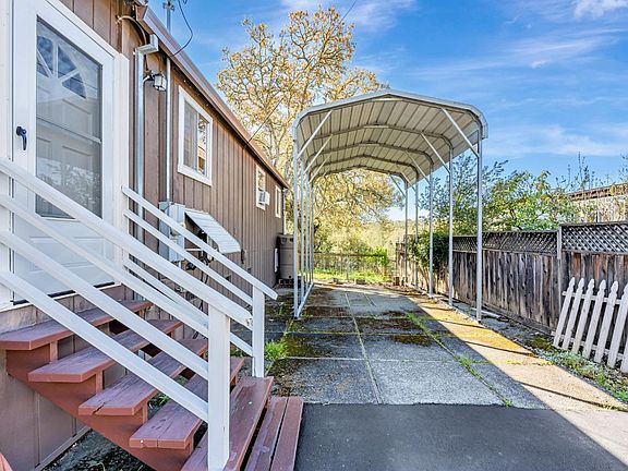 3rd image of 8689 Vila Road