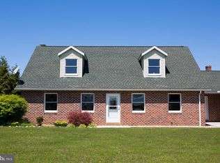 459 Green Spring Rd, Newville, PA 17241