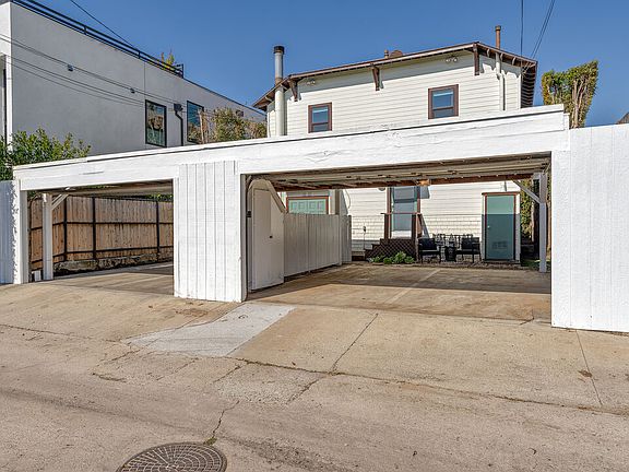 4th image of 654 Broadway St