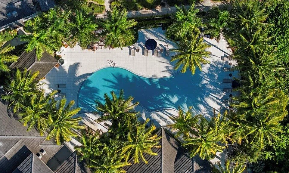 The Hamptons at Palm Beach Gardens Apartments