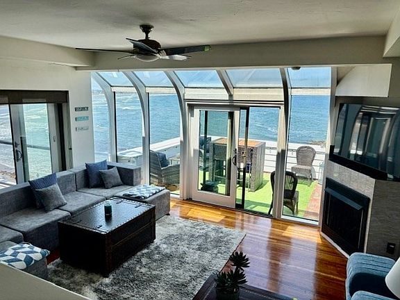 3rd image of 35 Oceanside Dr Unit 35