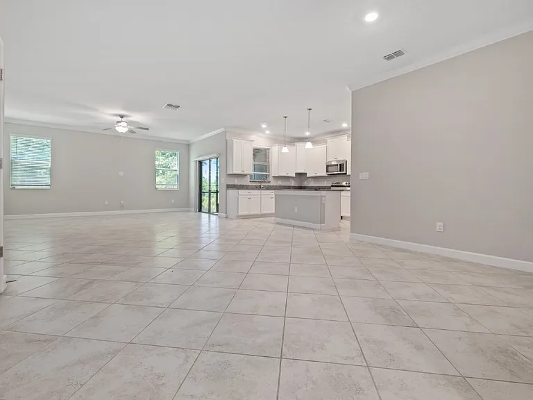 23252 Willow Glen Way — Photo 2