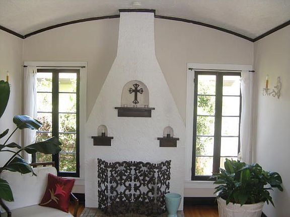 3rd image of 809 Mira Mar Ave