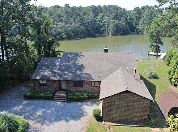 5th image of 232 Wood Haven Dr