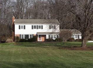 287 Fox Harbor Dr, Trout Valley, IL 60013