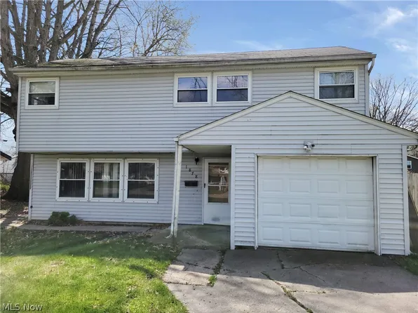 1878 Homewood Dr, Lorain, OH 44055
